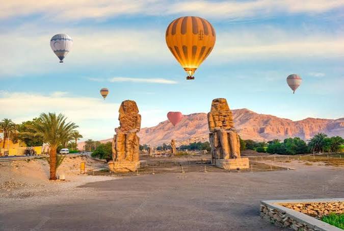 Hot Air Balloon Ride over Luxor